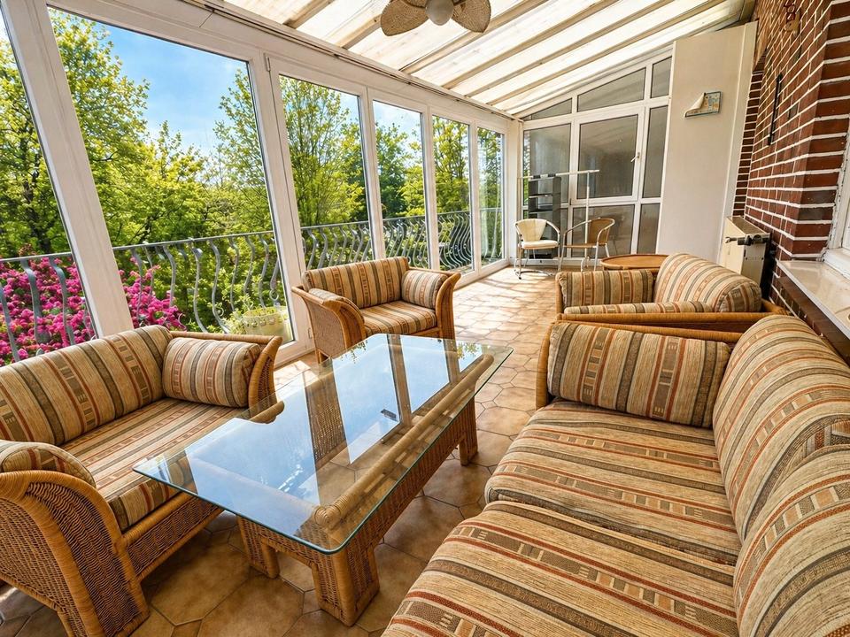 Thumbnail-Großzügige 3,5-Zimmer-Wohnung mit Wintergarten zu vermieten - Finkenwerder