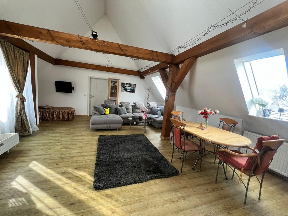 Thumbnail-Helle 5 Zimmer Dachwohnung in Erlangen Dechsendorf