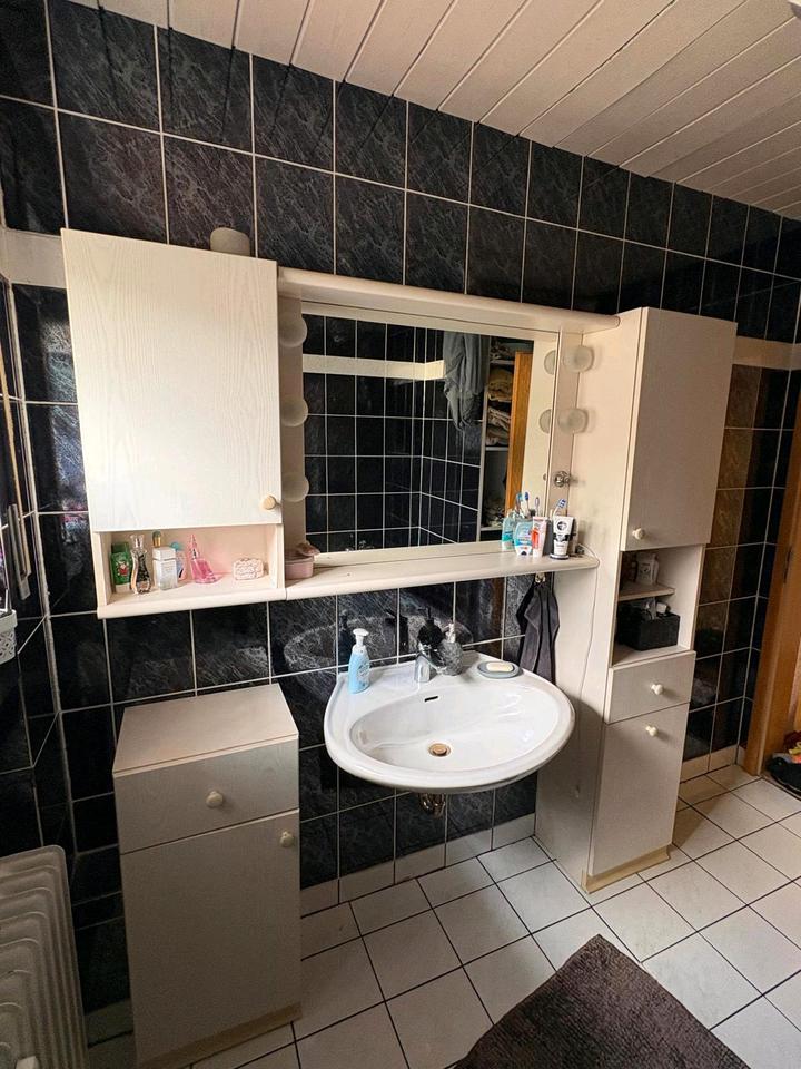 Thumbnail-3-4 Zimmer Wohnung mit Balkon Nähe Kronach zu vermieten.