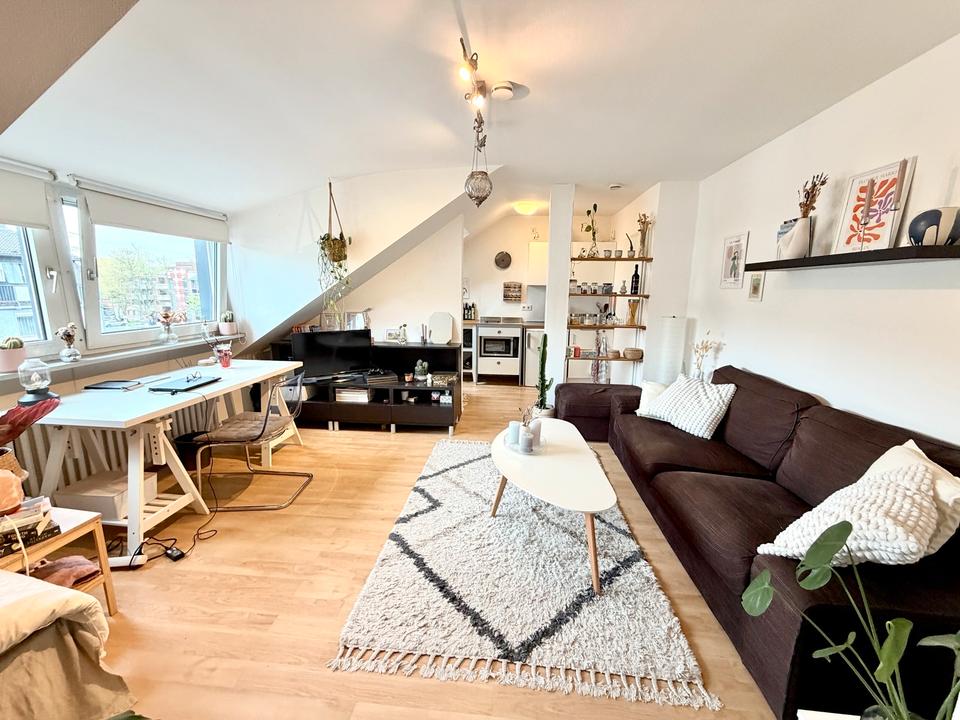 Thumbnail-1-Zimmer DG Apartment 33 m², Düsseldorf holthausen, Uni nah