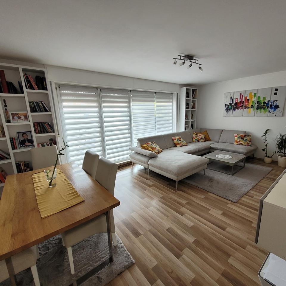 Thumbnail-4-Zimmer-Wohnung mit Einbauküche & 2 Loggien – 100 m²