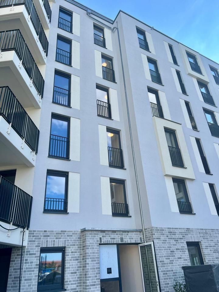 Thumbnail-Neuwertige 2-Zimmer-Wohnung mit Einbauküche, Balkon in Schönefeld