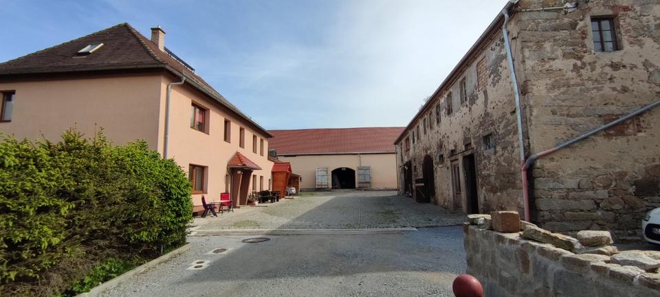 Thumbnail-Mehrfamilienhaus, Einfamilienhaus, 3-Seiten-Hof, Ferienwohnung