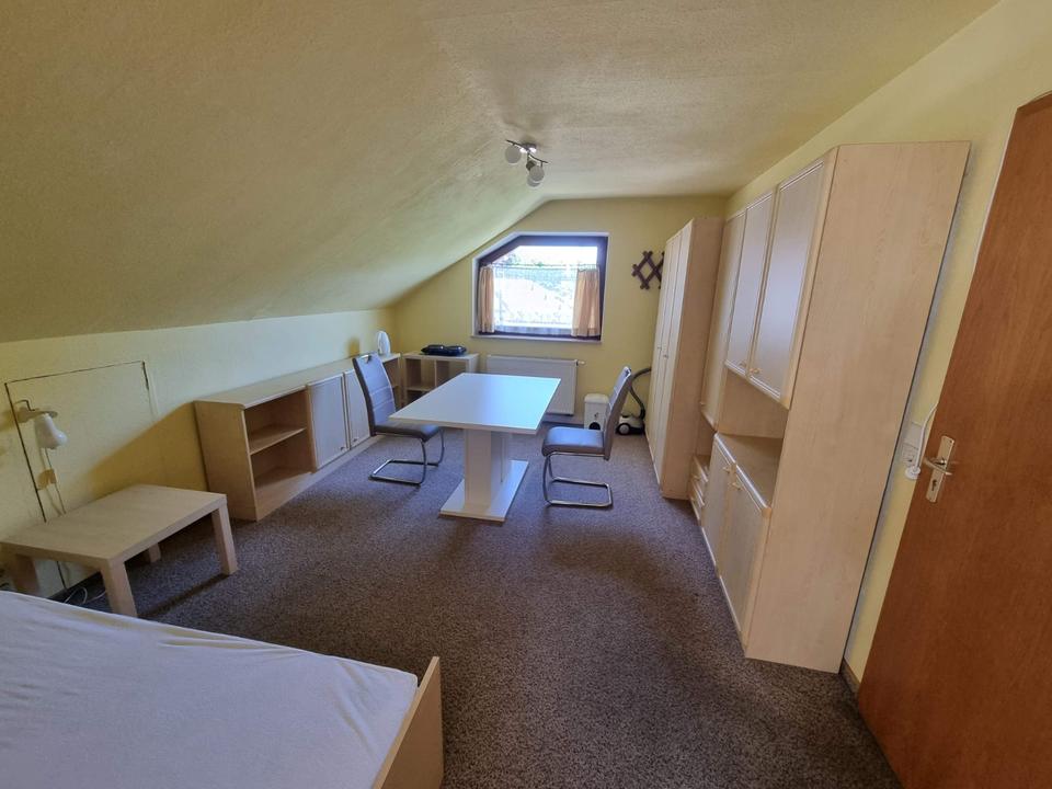 Thumbnail-Möblierte, stilvolle 1-Zimmer-DG-Wohnung in Illertissen