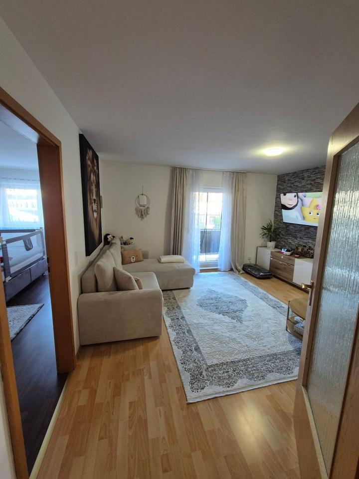 Thumbnail-Schöne helle 2,5-Zimmer-Wohnung mit Balkon & TG-Stellplatz