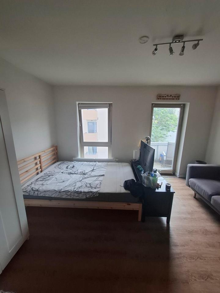 Thumbnail-Teilmöblierte 1-Raumwohnung (26 m²) - 01097 Dresden