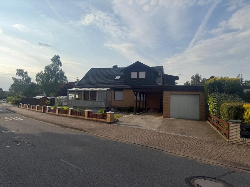 Thumbnail-EFH mit Einliegerwohnung in Ehmen mit viel Potenzial