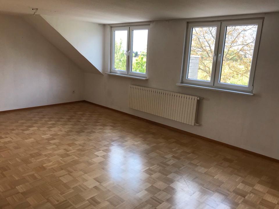Thumbnail-6-Zimmer Wohnung im energetisch saniertem Haus Bj. 1975 in 32549