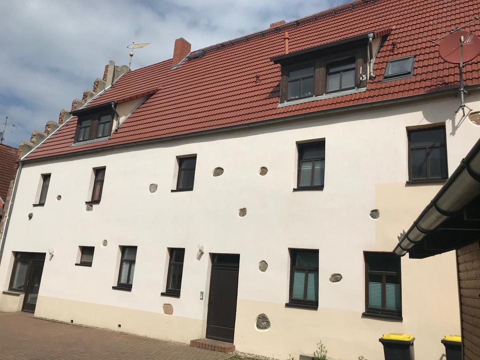 Thumbnail-Große 2-Raum-Wohnung im 1. OG in Burg