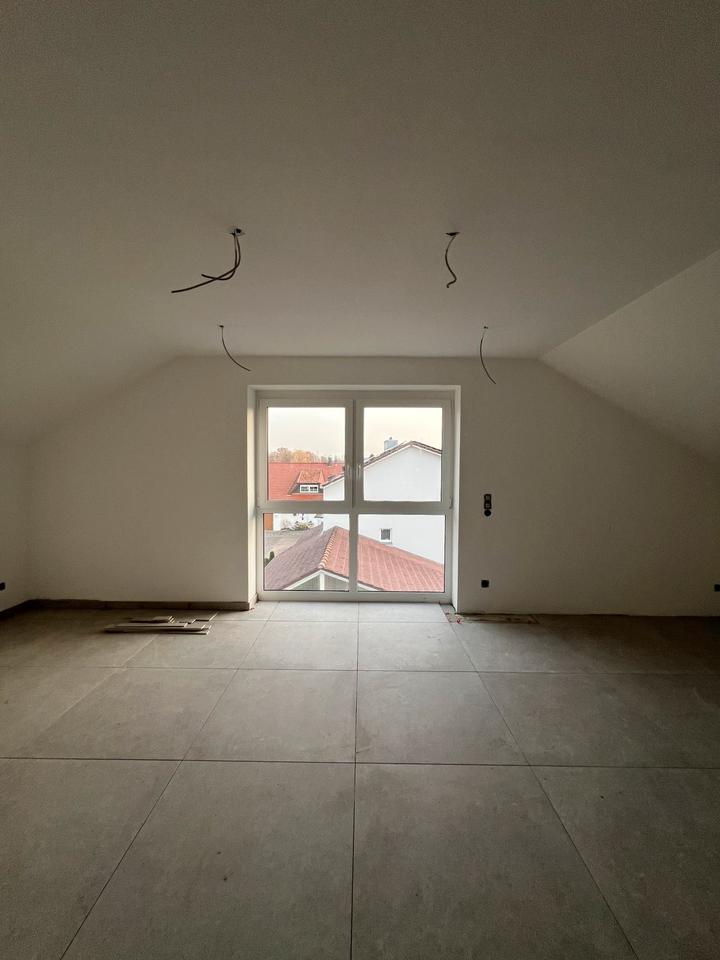 Thumbnail-Ich biete eine Kernsanierte 3-Zimmerwohnung an