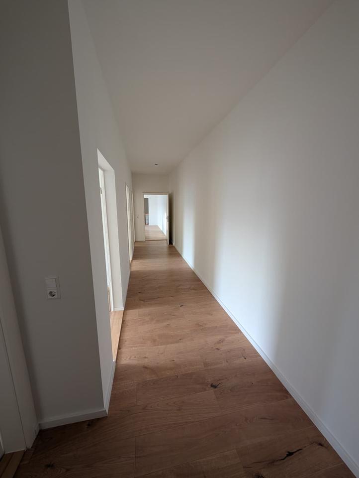 Thumbnail-++Vermiete 5 Raum Wohnung komplett saniert++