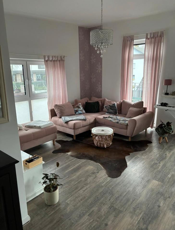 Thumbnail-Helle, vollmöblierte Wohnung zur Zwischenmiete