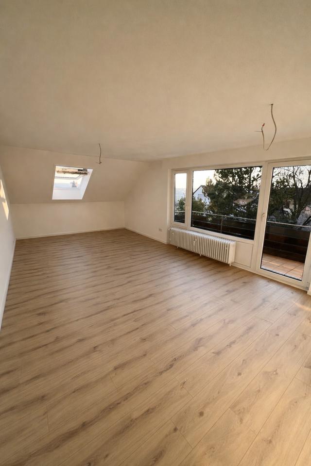 Thumbnail-Kernsanierte 2-Zi-Wo in Leonberg zu vermieten