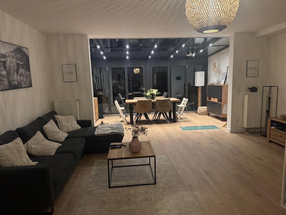 Thumbnail-Modernes RMH mit Wohn(t)raumerweiterung und Keller