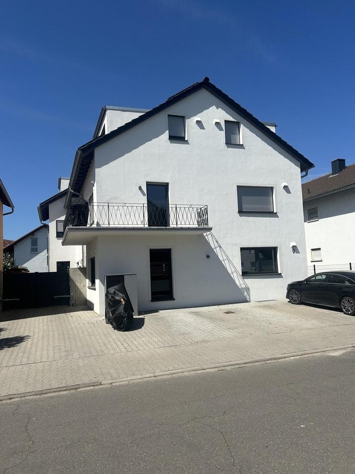 Thumbnail-Sanierte 3-Zi-Wohnung 87 m² mit großem Balkon — A-Klasse, 2 Min Bahnhof