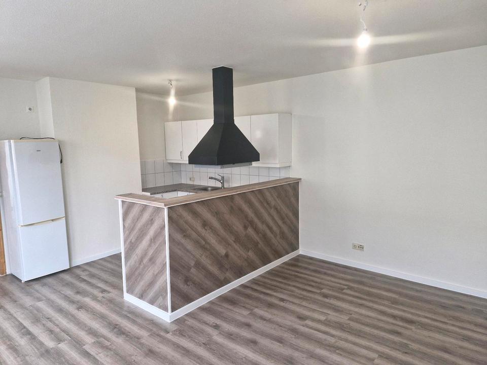 Thumbnail-Helle 2 Raum Wohnung in Ruhiger Lage, ab sofort verfügbar.