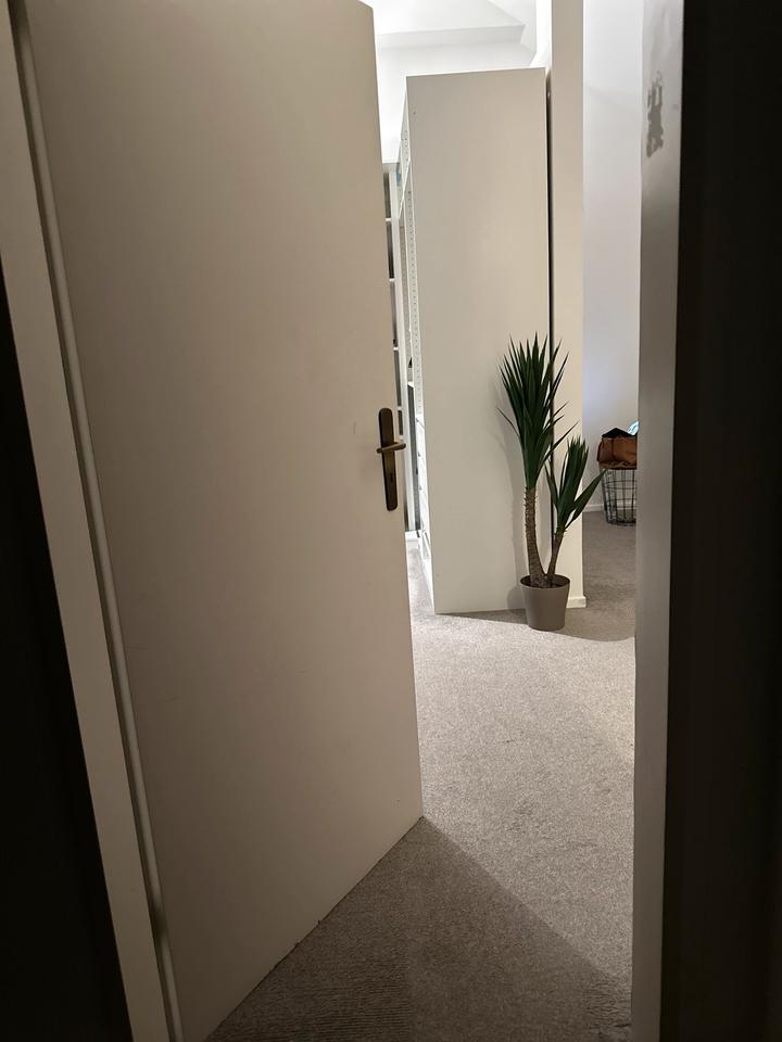 Thumbnail-Eine offene Wohnung WG
