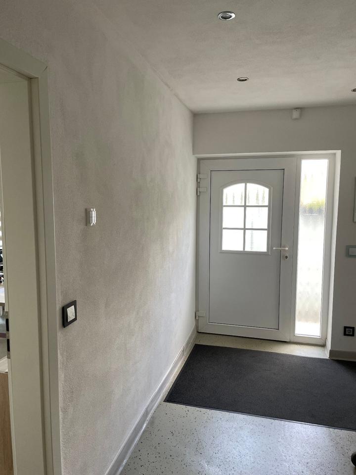 Thumbnail-Erdgeschosswohnung mit Terrasse und Stellplatz