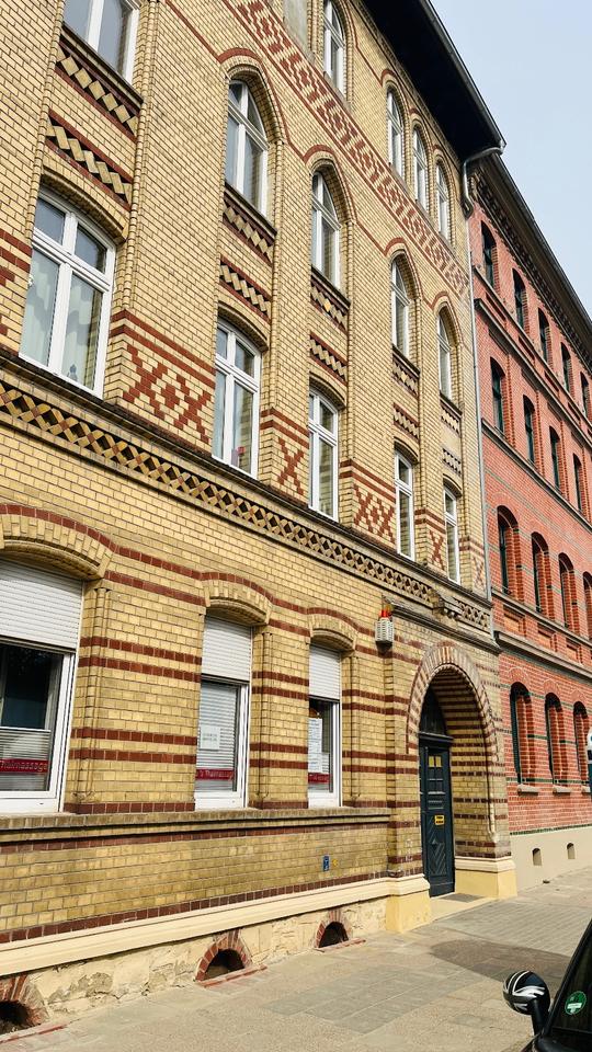 Thumbnail-Mehrfamilienhaus 370 qm, teilsaniet zu verkaufen