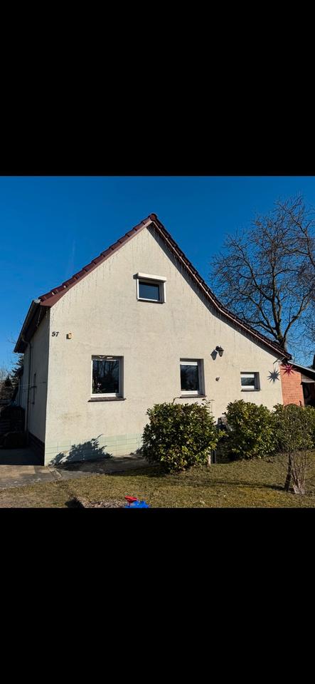 Thumbnail-Einfamilienhaus in Petershagen mit großem Grundstück zu verkaufen