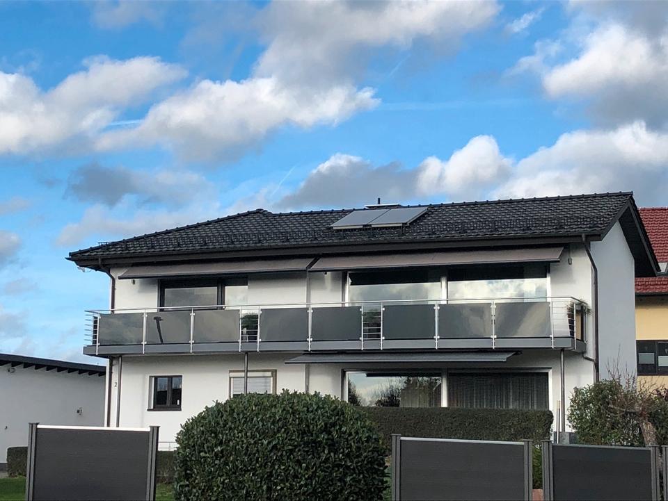 Thumbnail-Wohnung zur Miete, 3 Zimmer Küche Bad,frisch kernsaniert