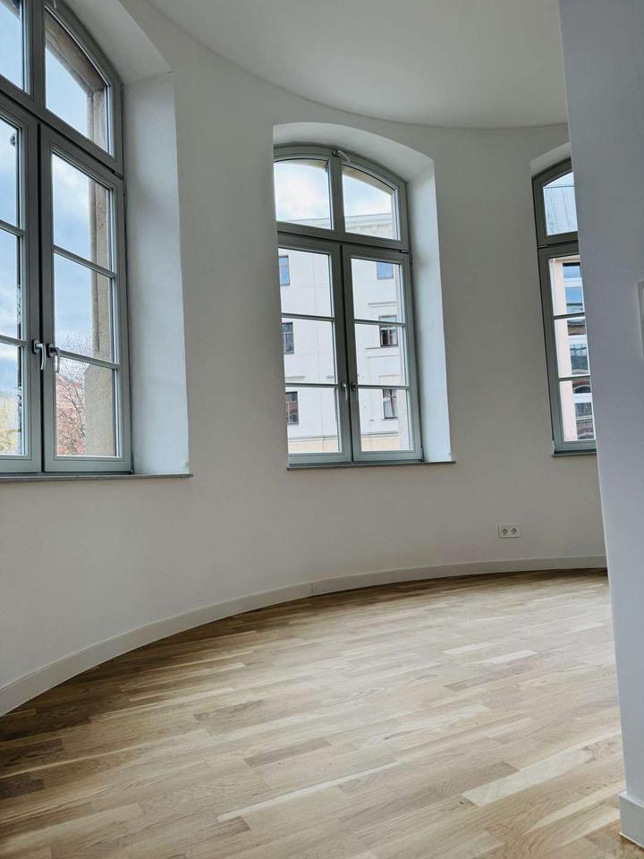 Thumbnail-***EXKLUSIVE 2 RAUMWOHNUNG MIT VIEL CHARME ~ FUSSBODENHEIZUNG ~ STELLPLATZ***