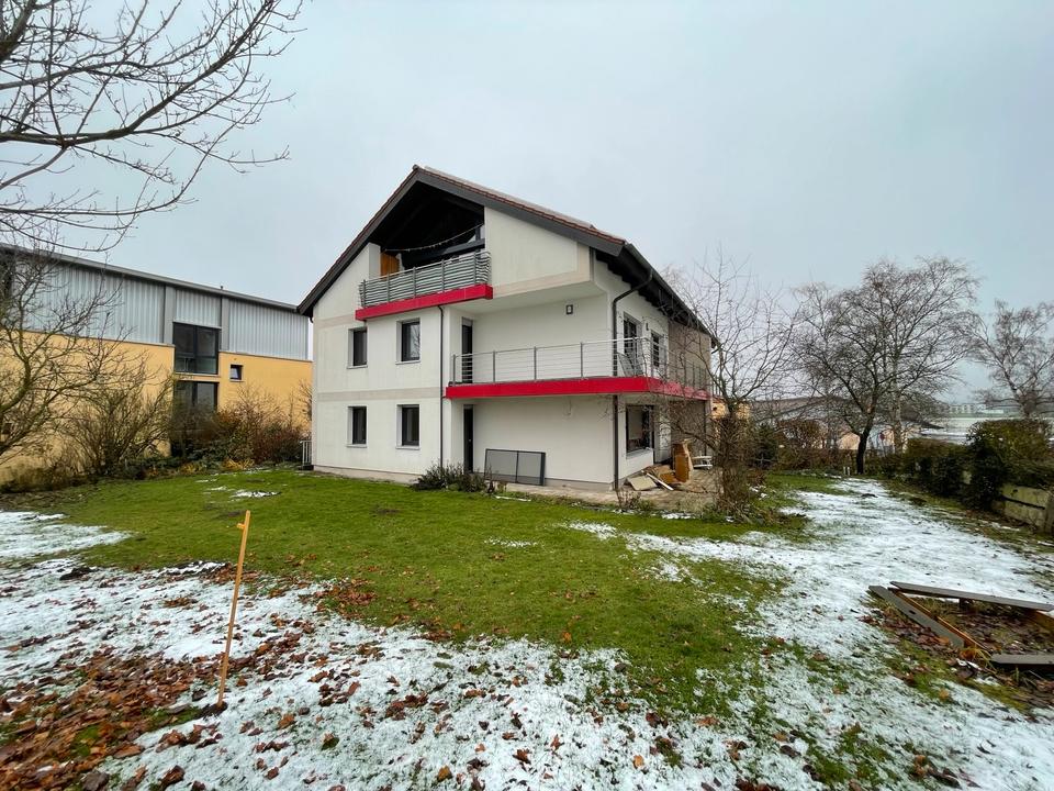 Thumbnail-Großzügige 8-Zimmer Wohnung mit Studio, Garten u. Balkon in BT