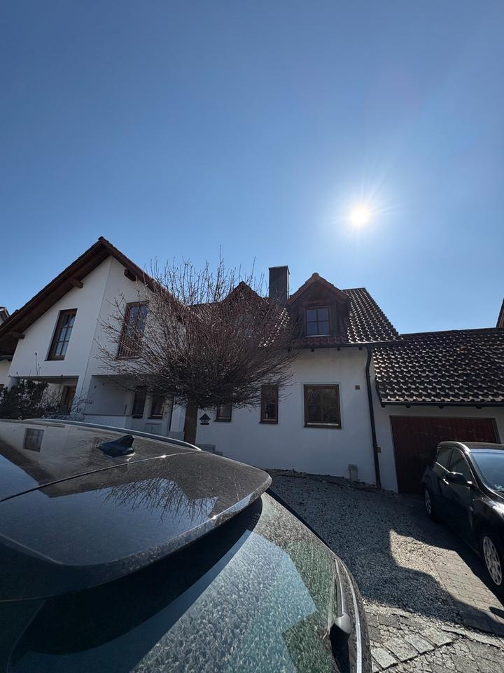 Thumbnail-Vermiete - 4 Zimmer Reihenhauswohnung mit Garten & Garage