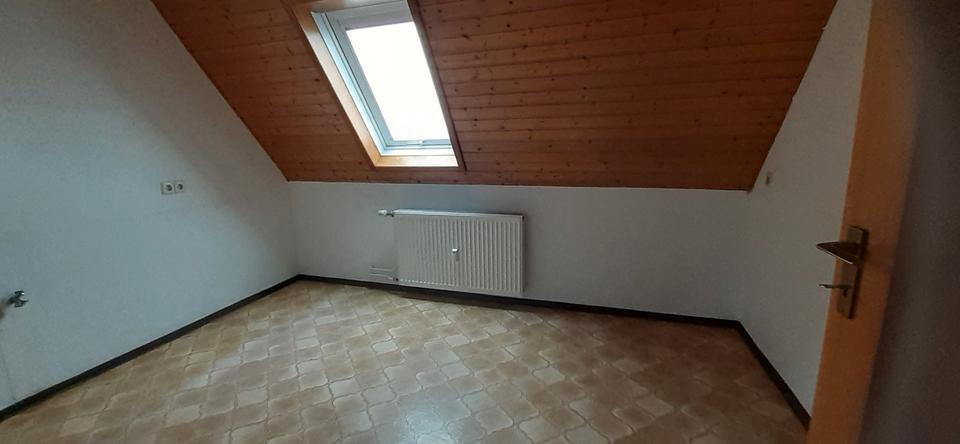 Thumbnail-Zwei Zimmer Dachgeschosswohnung in Allersberg zu vermieten