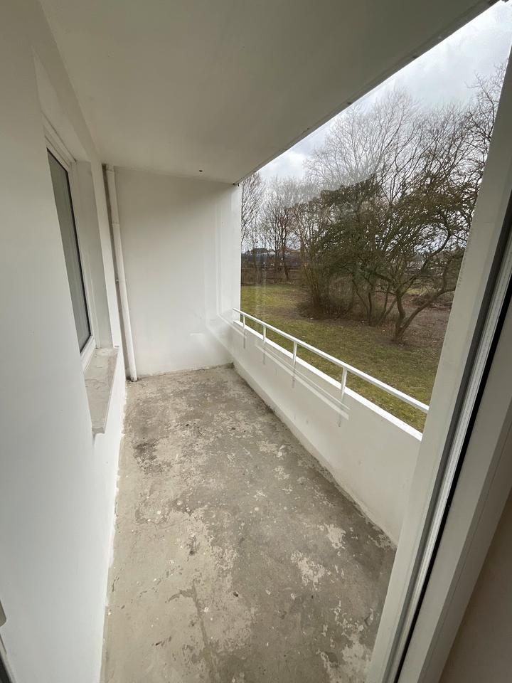 Thumbnail-*3-Zimmerwohnung mit Einbauküche*