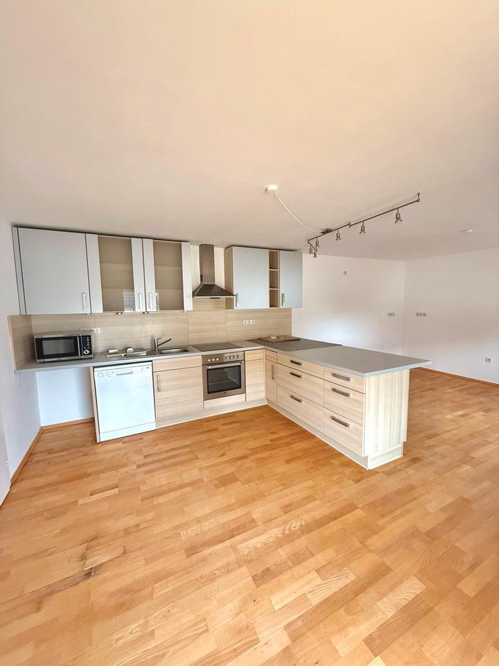 Thumbnail-Großzügige Maisonette mit EBK und Terasse