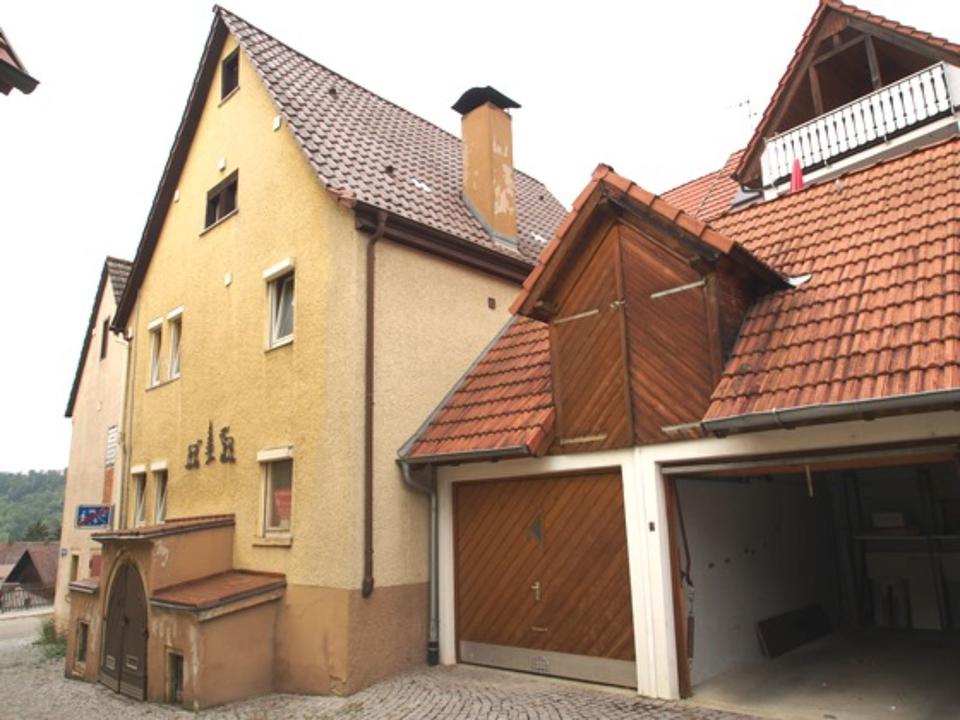 Thumbnail-Haus für den geschickten Handwerker mit Garage und großem Keller
