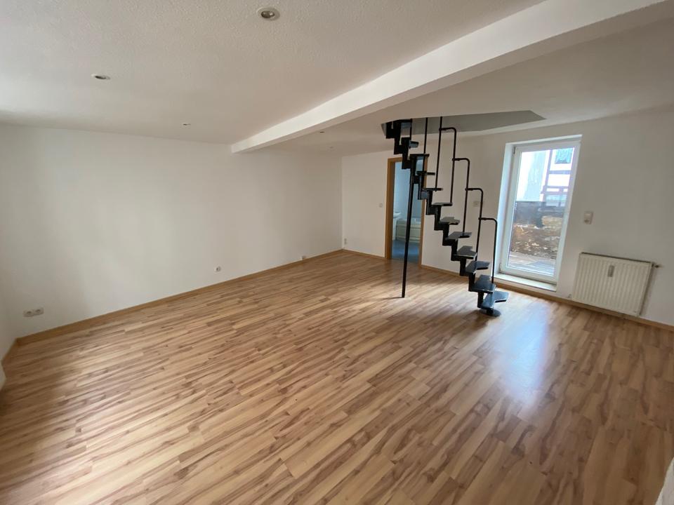 Thumbnail-Spezielle 3-Raum-Wohnung über 2 Etagen in Burg