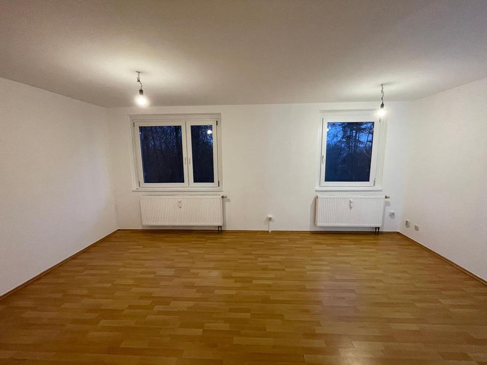 Thumbnail-Ruhige 1-Raum-Wohnung im Grünen – Katharinenweg 18, Apolda