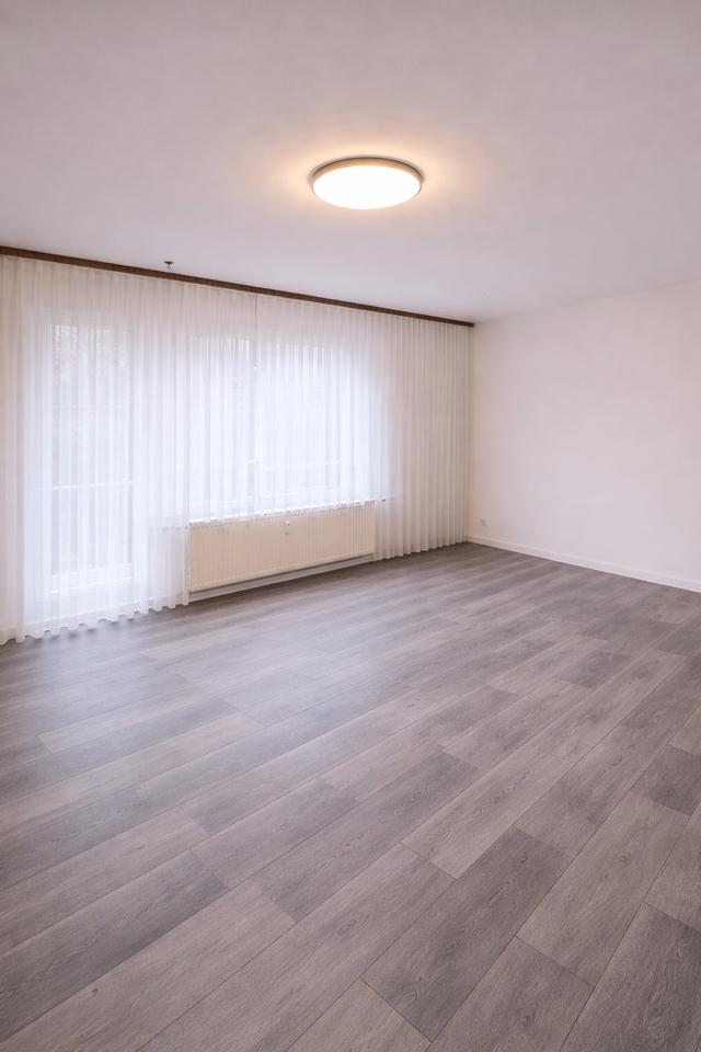 Thumbnail-Moderne 2-Zimmer-Wohnung (54 m²) mit Balkon in Essen Kray
