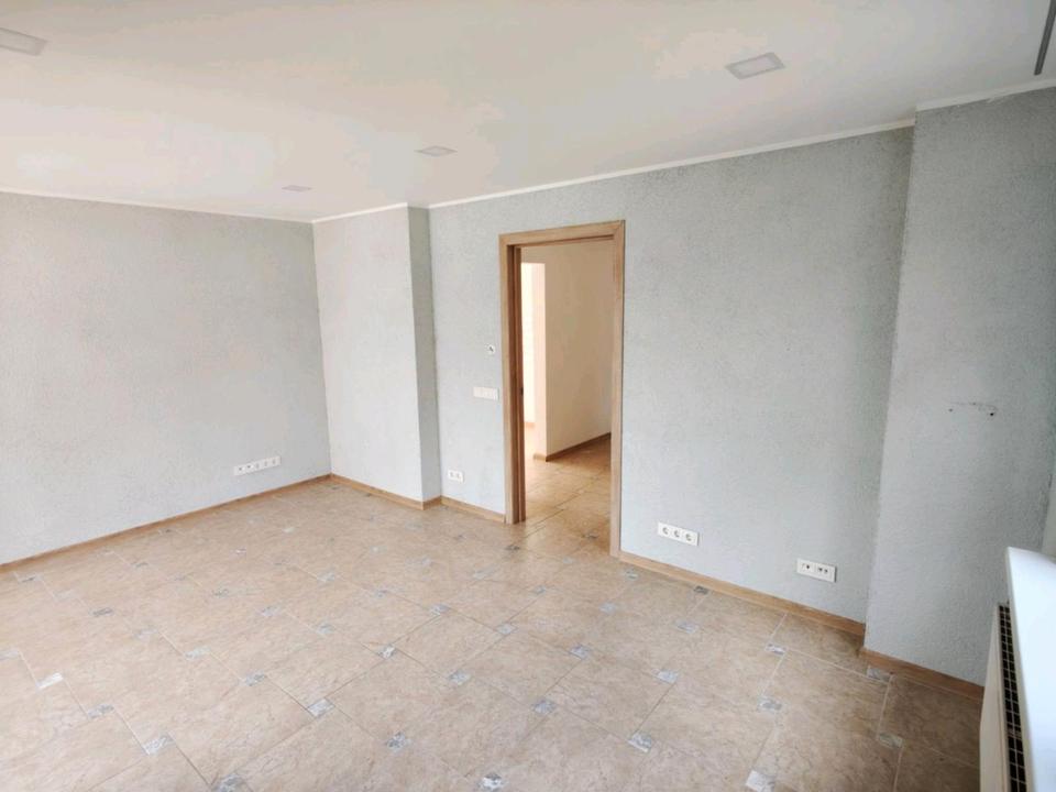 Thumbnail-Eine schöne helle Wohnung zu vermieten.