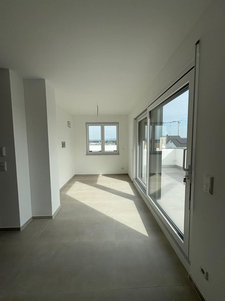 Thumbnail-3-Zimmer-DG-Wohnung mit großem Sonnenbalkon - Erstbezug Gernsheim