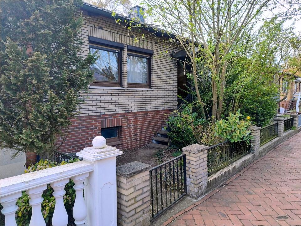 Thumbnail-Reihenhaus in der Kulmer Straße in liebevolle Hände abzugeben