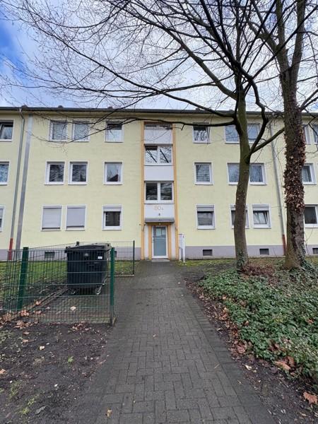 Thumbnail-Ihr neues Zuhause wartet – helle 3-Zimmer-Etagenwohnung mit Balkon