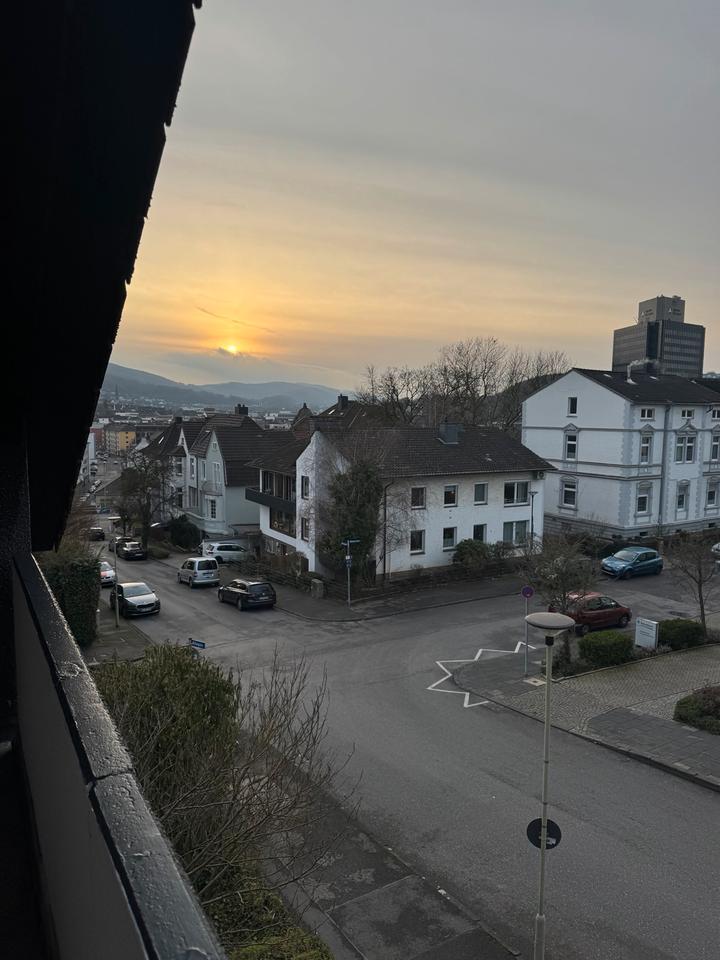 Thumbnail-Dachgeschosswohnung mit Balkon