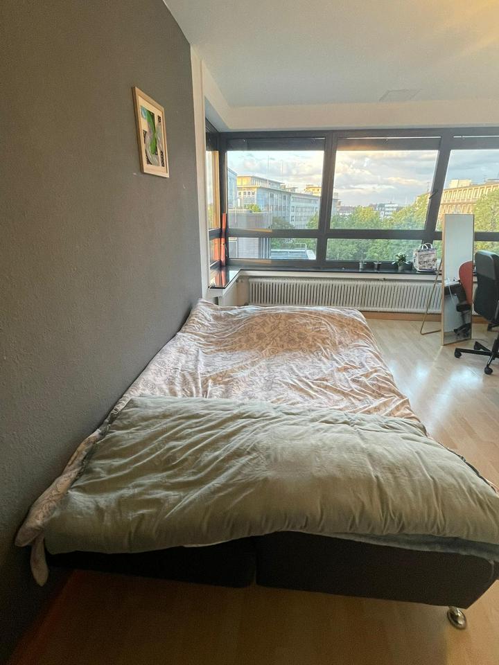 Thumbnail-Bright & Spacious Room in the Heart of Bielefeld (Jahnplatz) –