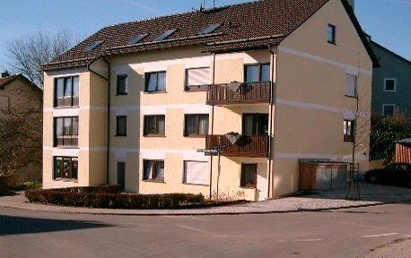 Thumbnail-Provisionsfrei - 3-Zimmer-Wohnung mit Garage in 94560 Neuhausen