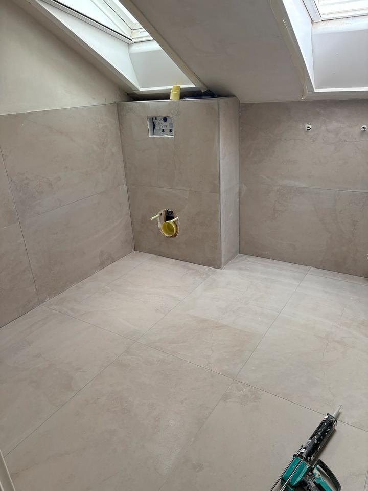 Thumbnail-Kernsanierte helle Dachgeschosswohnung in Steinheim a.d.m.