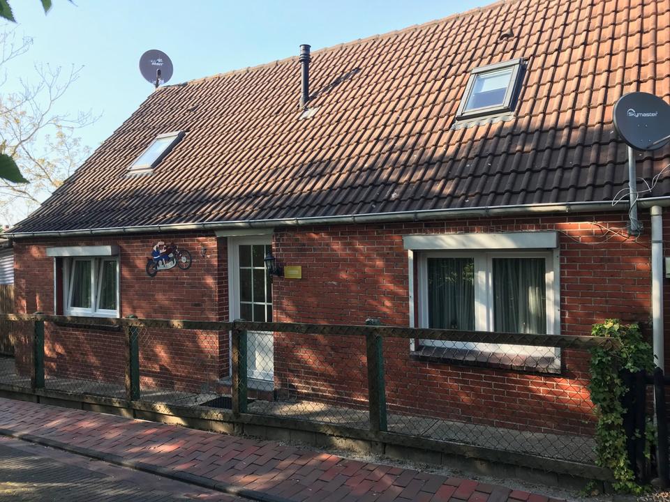 Thumbnail-DHH sofort beziehbar, Ferienhaus möbliert, Garten eingezäunt