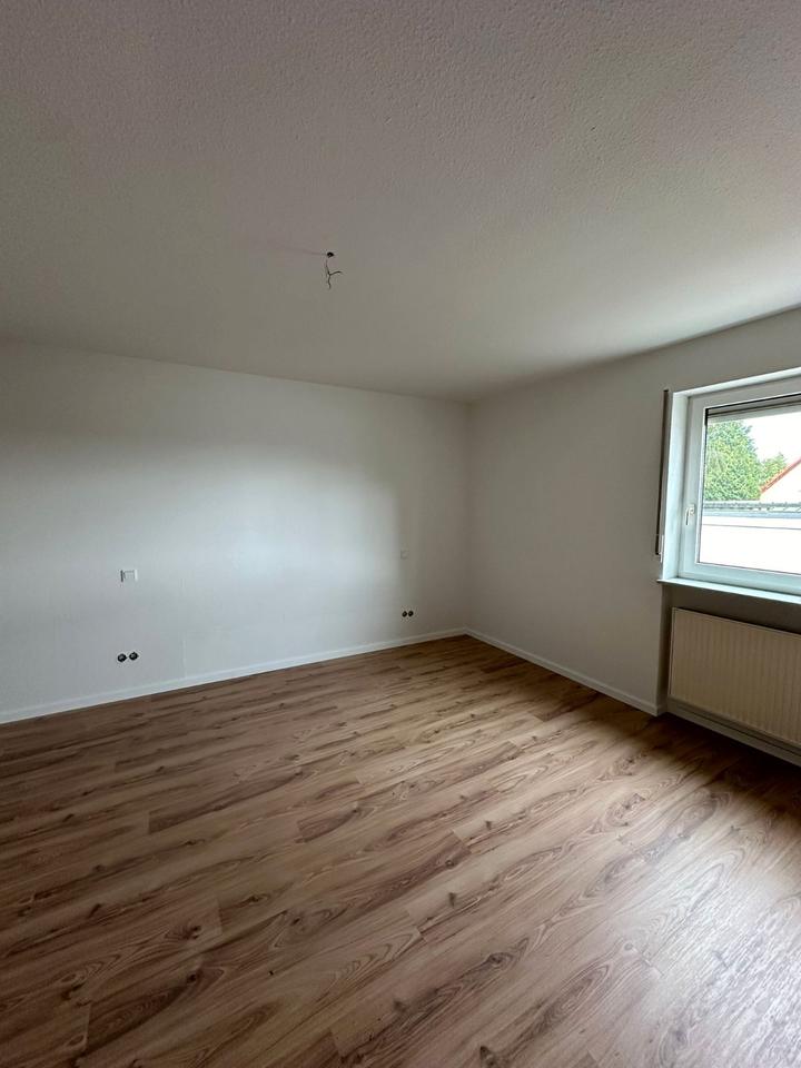 Thumbnail-Gemütliche 3-Zimmer-Wohnung mit Balkon (70m²) in Niederbexbach