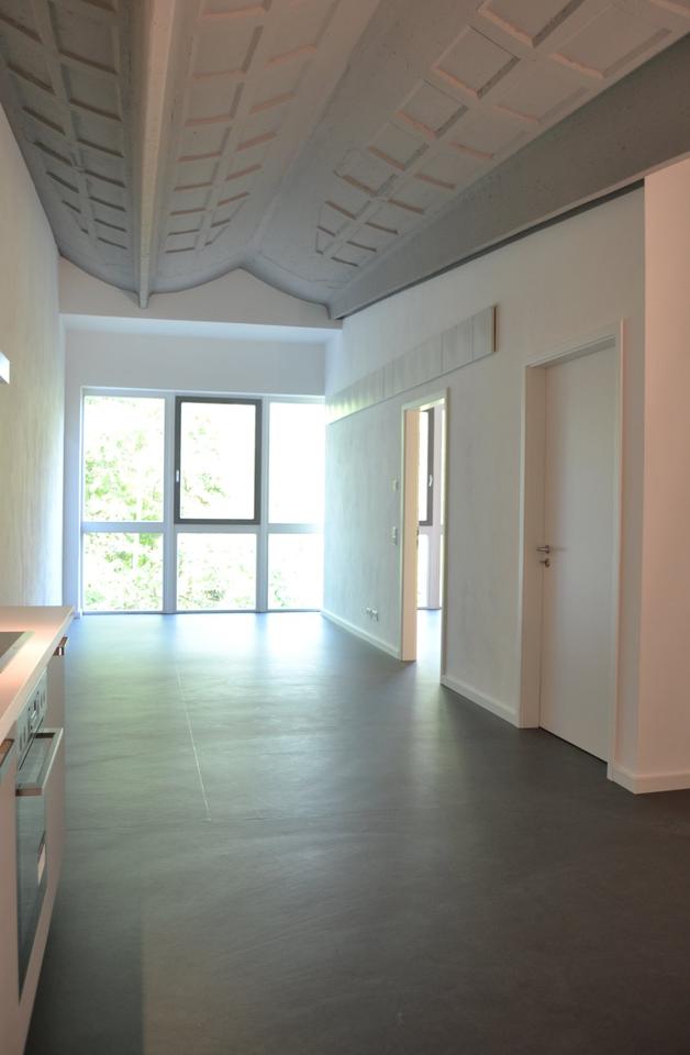 Thumbnail-2 Raum Wohnung in der ehemaligen Volksschwimmhalle