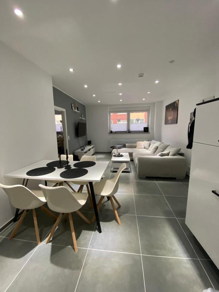 Thumbnail-Sanierte 3 Zimmer Wohnung im Erdgeschoss Zentral in Geestemünde