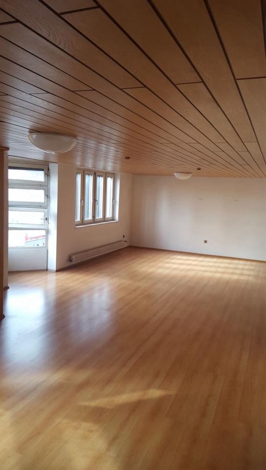 Thumbnail-Geräumige, helle 5-Zimmer-Wohnung (160 m²)