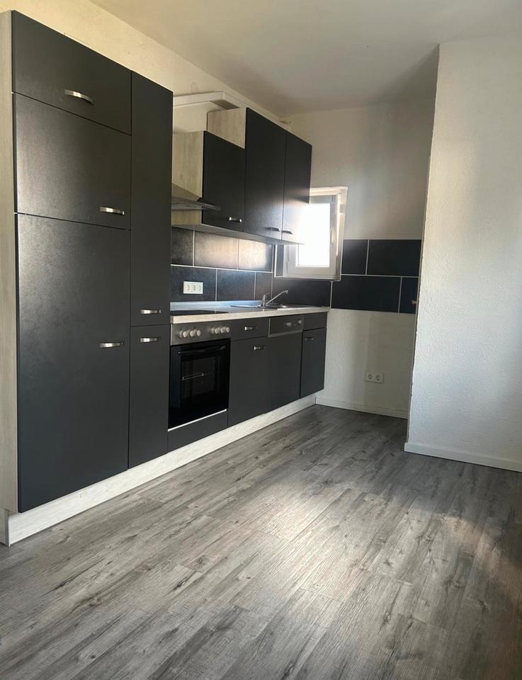 Thumbnail-Helle 3-Zimmer-Wohnung mit Einbauküche & Keller in Eislingen nord