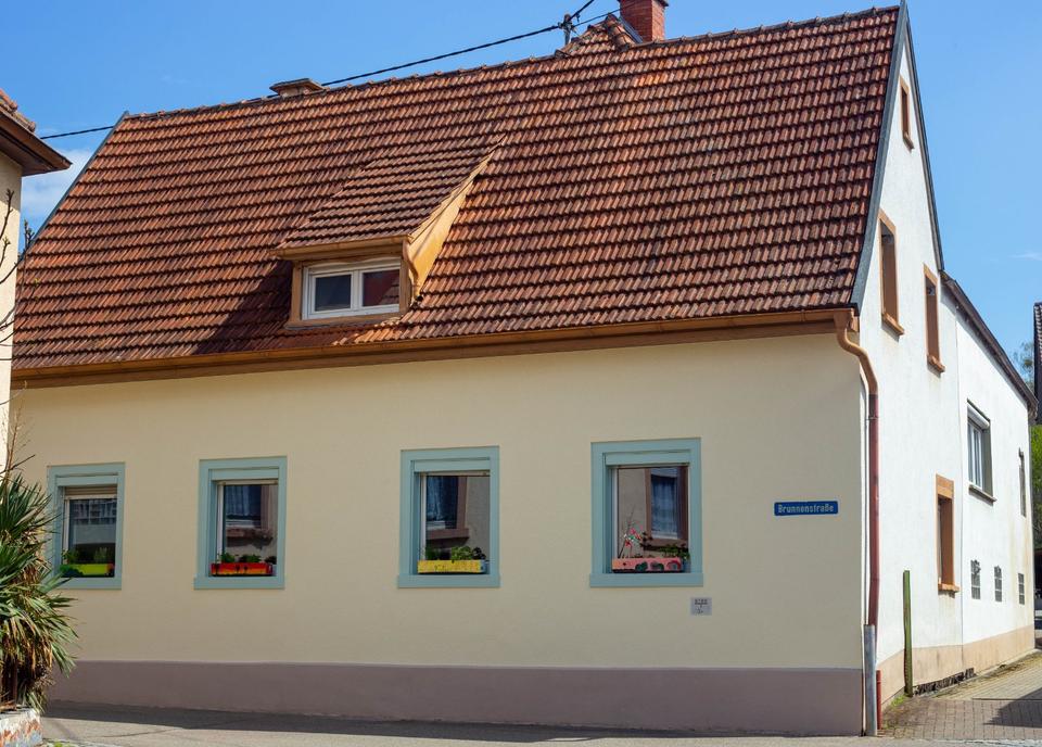 Thumbnail-Charmantes Ein- bis Zweifamilienhaus im Kaiserstuhl